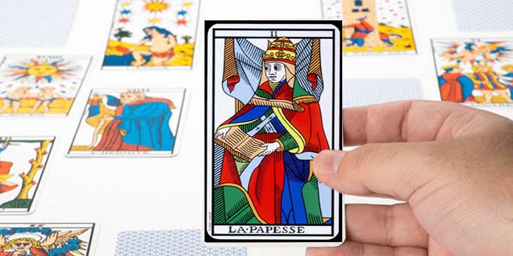 a sacerdotisa no tarot