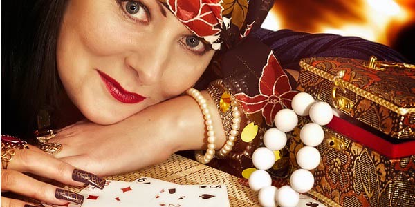 Onde e como encontrar videntes sérios e honestos?