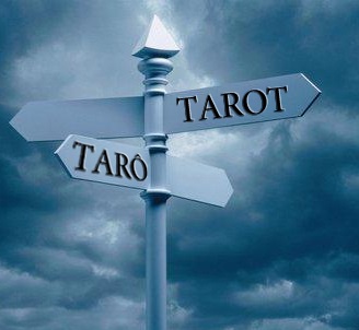 Afinal, é tarot ou tarô?