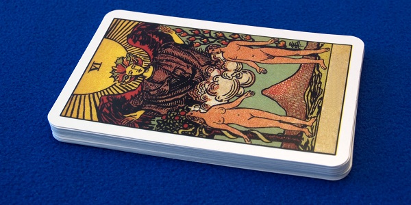 Duas formas de jogos com as cartas do Tarot do Amor