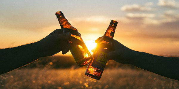 Sonhar com cerveja