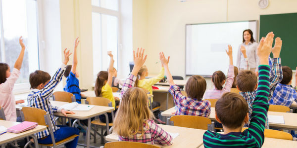 Desvendando o significado de sonhar com escola