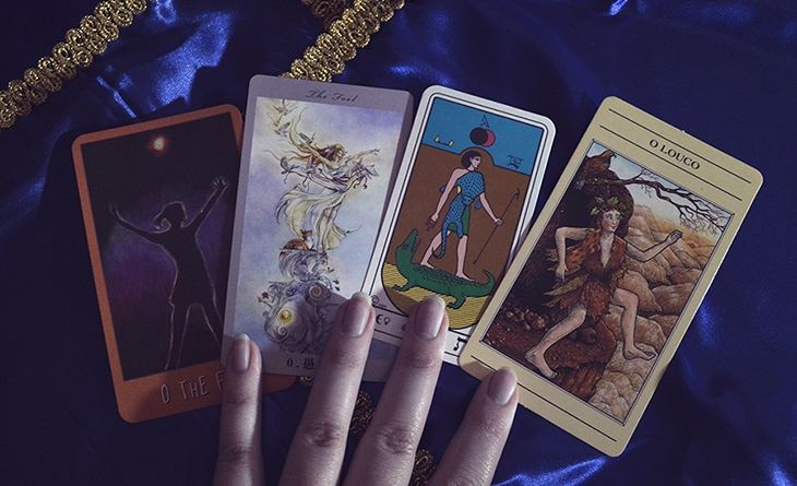 Os 10 decks de tarot mais bonitos para quem ama um baralho diferente!