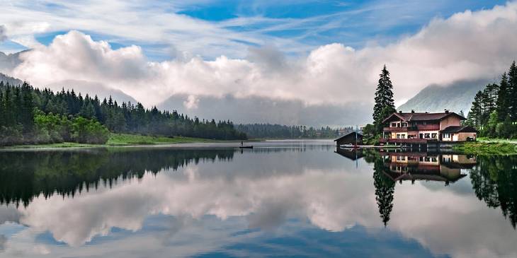 sonhar com lago