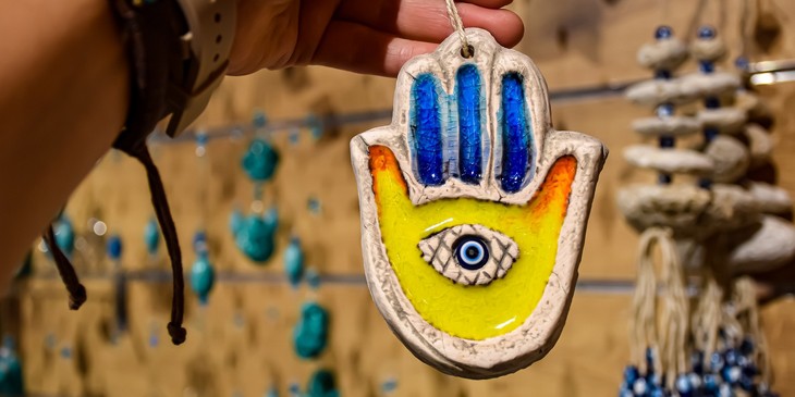 amuletos-de-protecao-mao-de-fatima