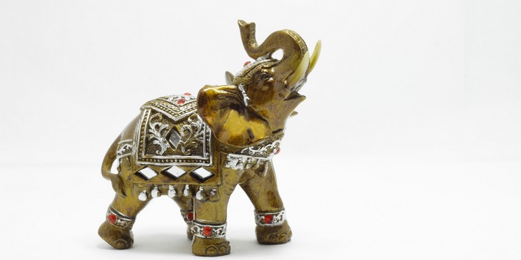 objetos-que-atraem-dinheiro-prosperidade-elefante