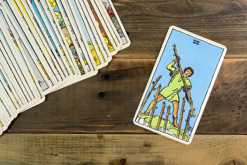 Sete de Paus no Tarot – crie o seu próprio sucesso