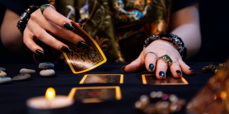 mitos sobre o tarot