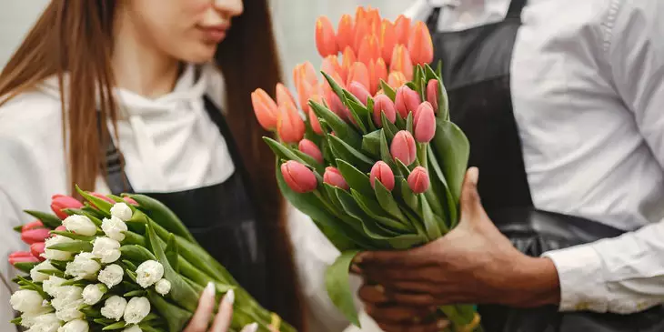 O que significa sonhar com buquê de flores? Veja as possíveis interpretações para este sonho