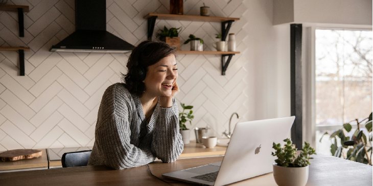 Descubra como funciona a consulta com um vidente online!